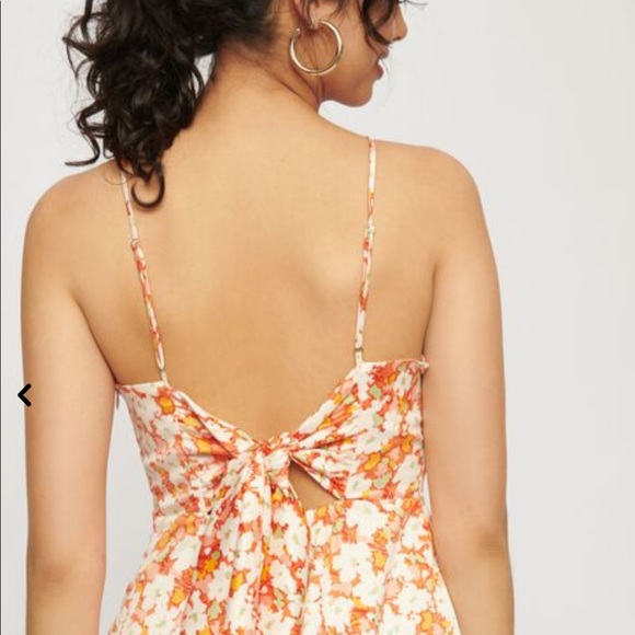 Floral Patterned Dress with Bow Tie Back - Picture 4 of 7